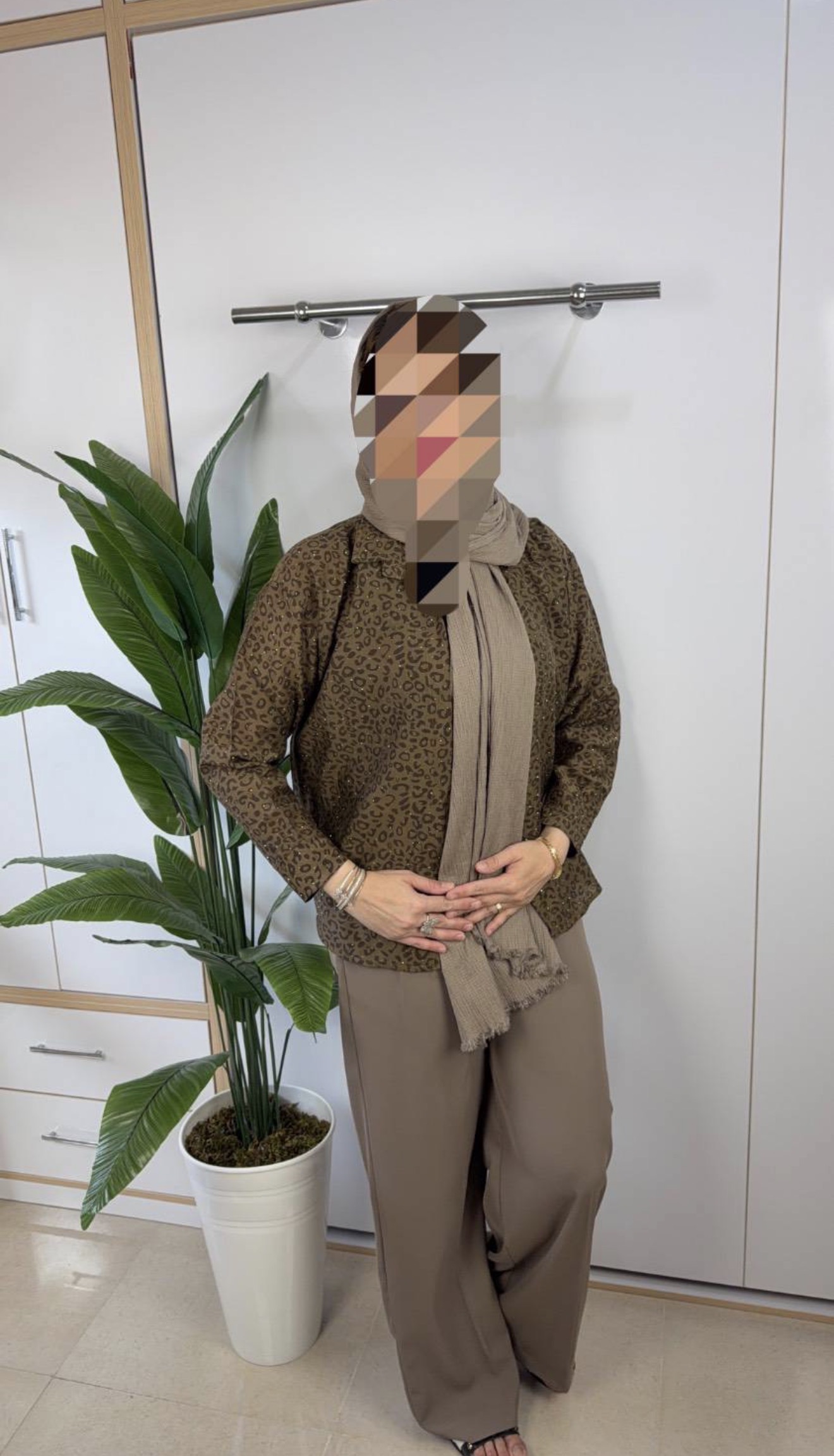 شومیز پلنگی نگین‌دار پری وارداتی لوکس و خنک۳۶ تا ۴۶